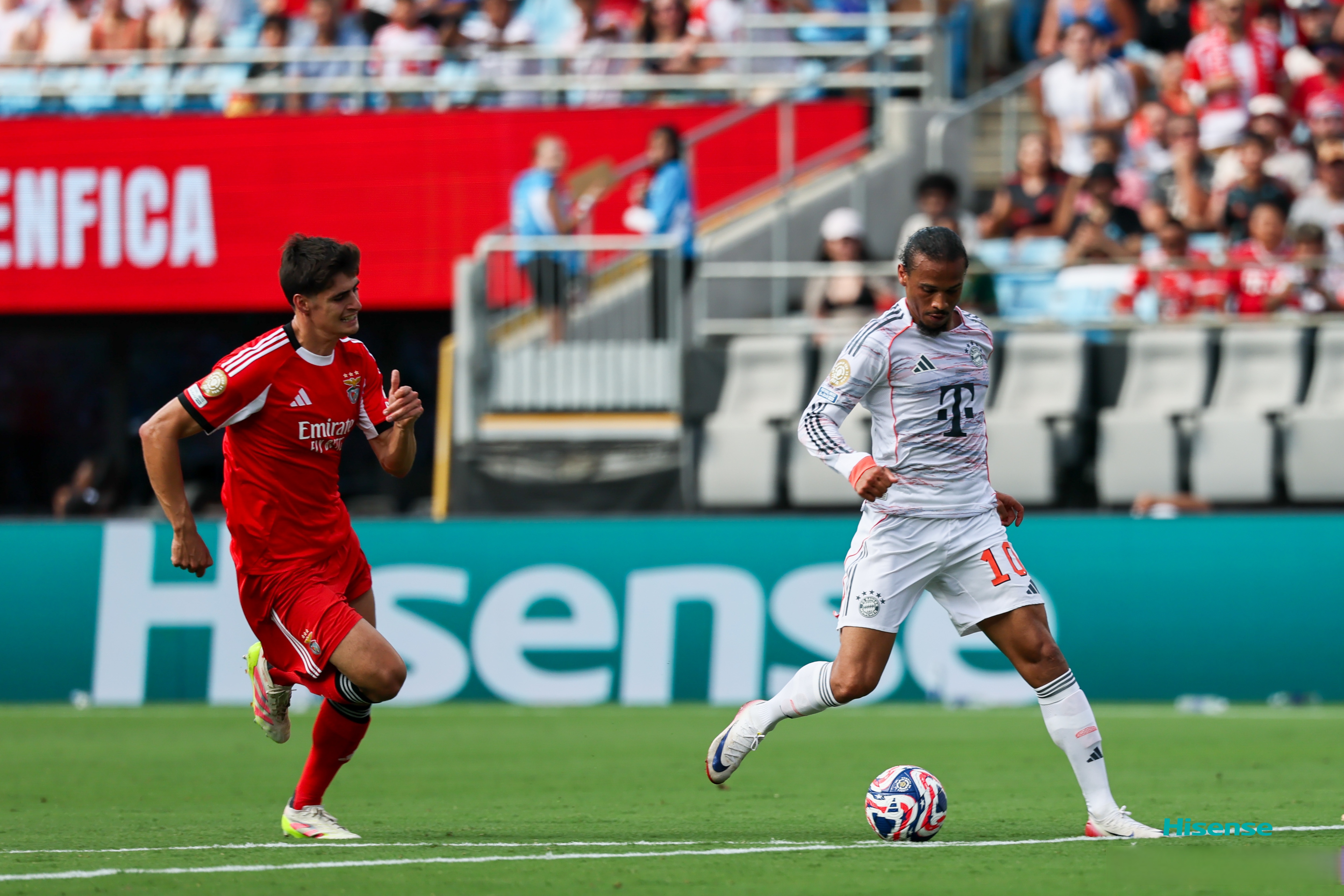 包含里程碑夜莱比锡止住颓势；德国杯清晨刷纪录；引发热议；赛程密集仍需轮换的词条